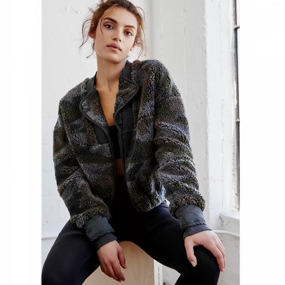 Free People Jackets & Blazers - Free People Camo Everest Fleece Jacket